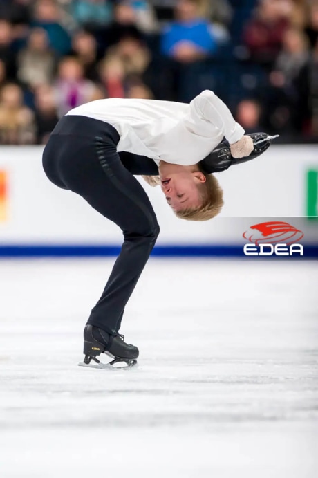 Ice Gallery Skates U.S.